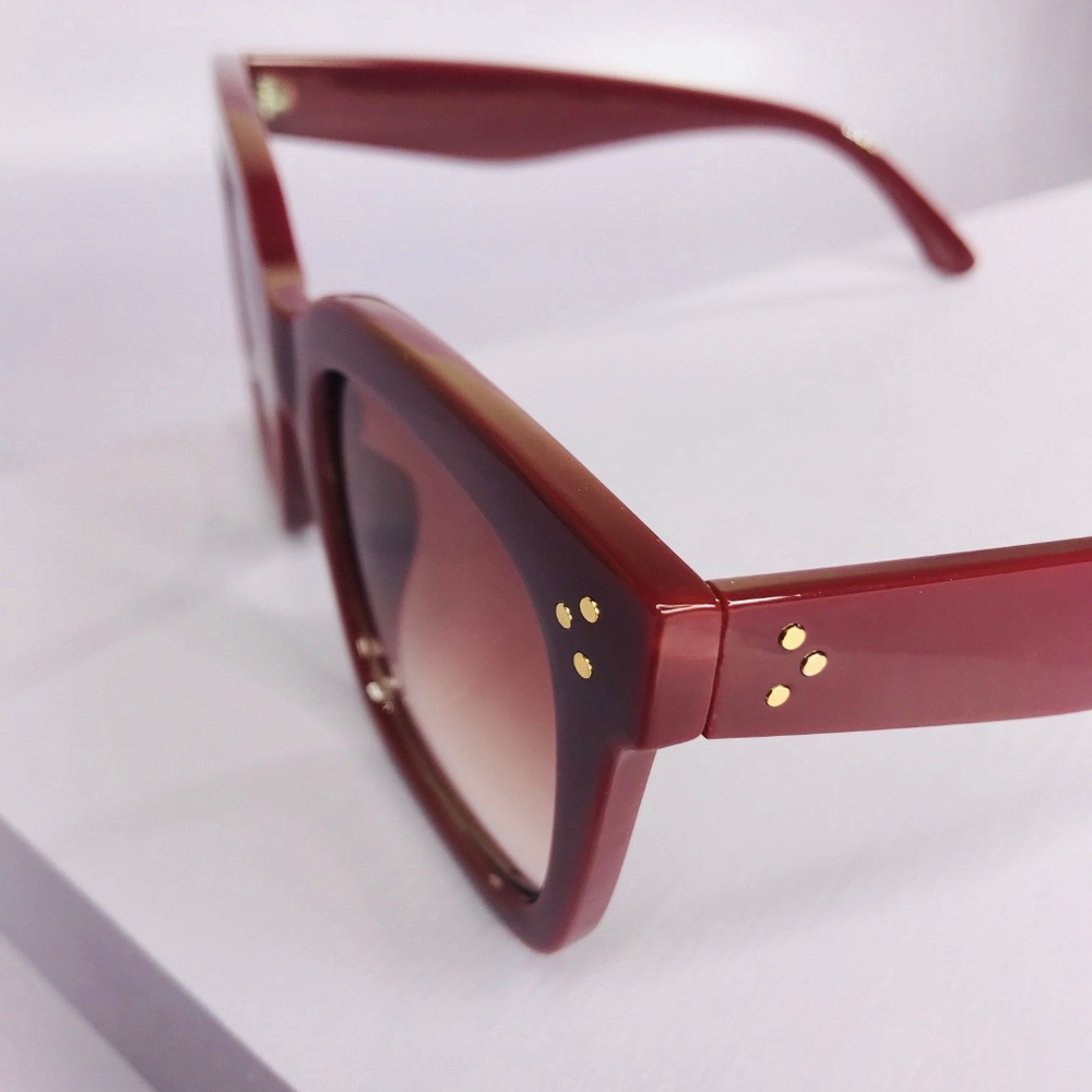 🆑 Square Frame Sunglasses in Wine Red - Picture 4 of 7